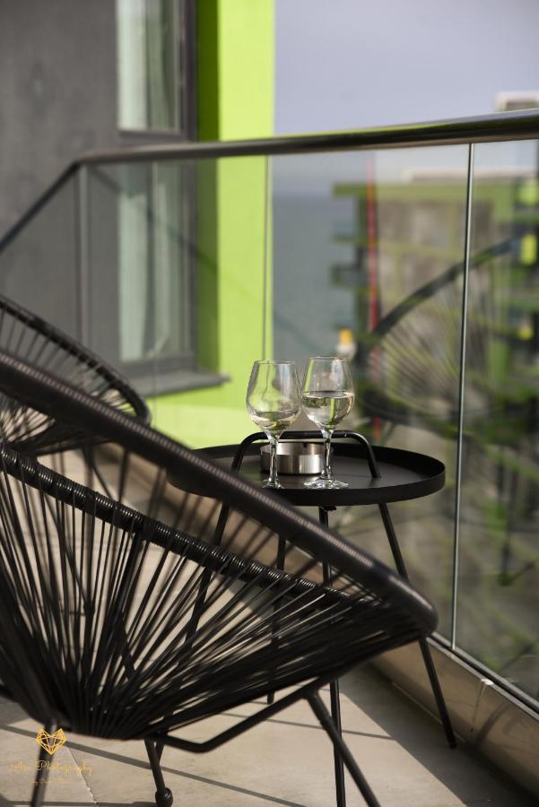 Ace Aparthotel Pool & Spa Mamaia Nord Năvodari Esterno foto